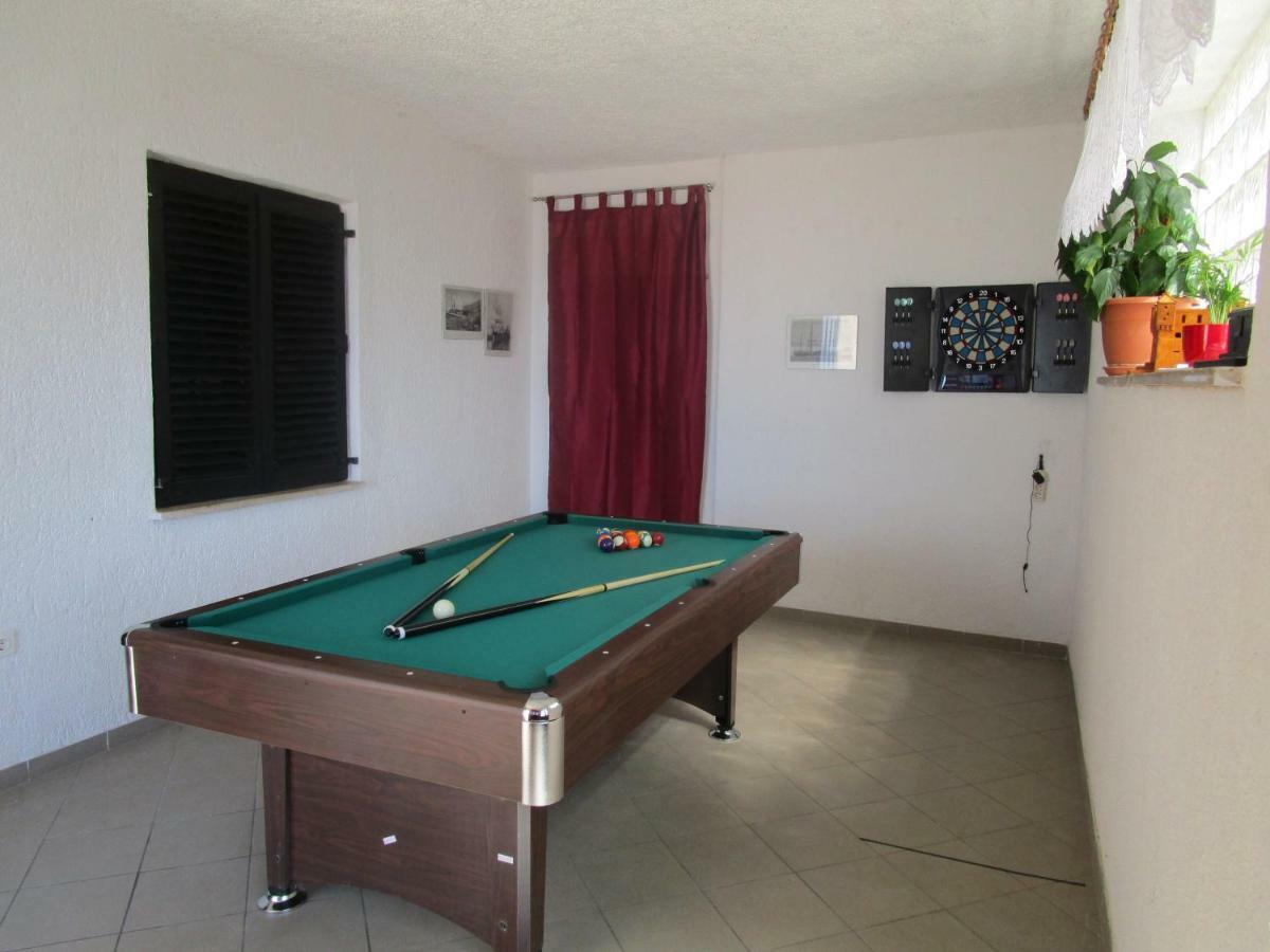 Vuk Apartman 센 외부 사진