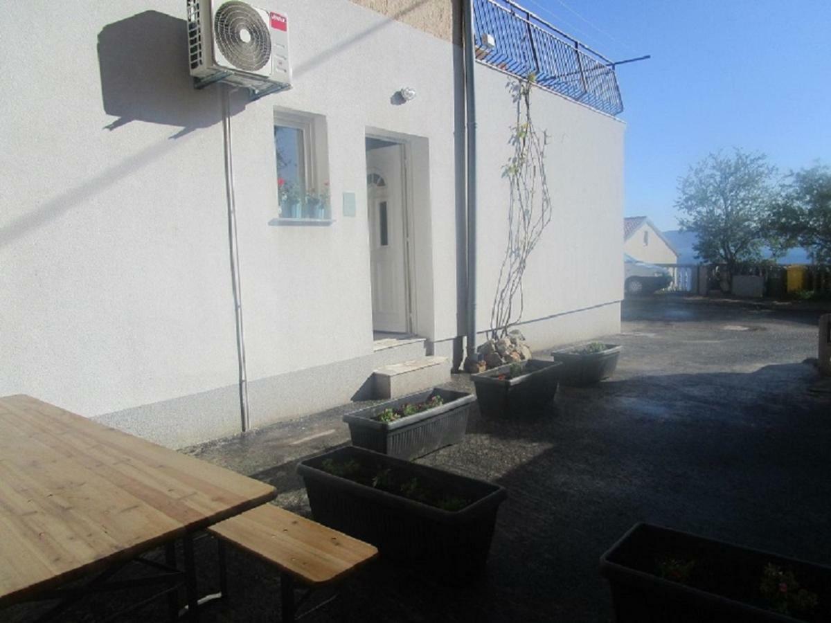 Vuk Apartman 센 외부 사진